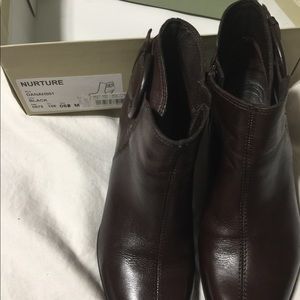 Women Nurture Ankle boots